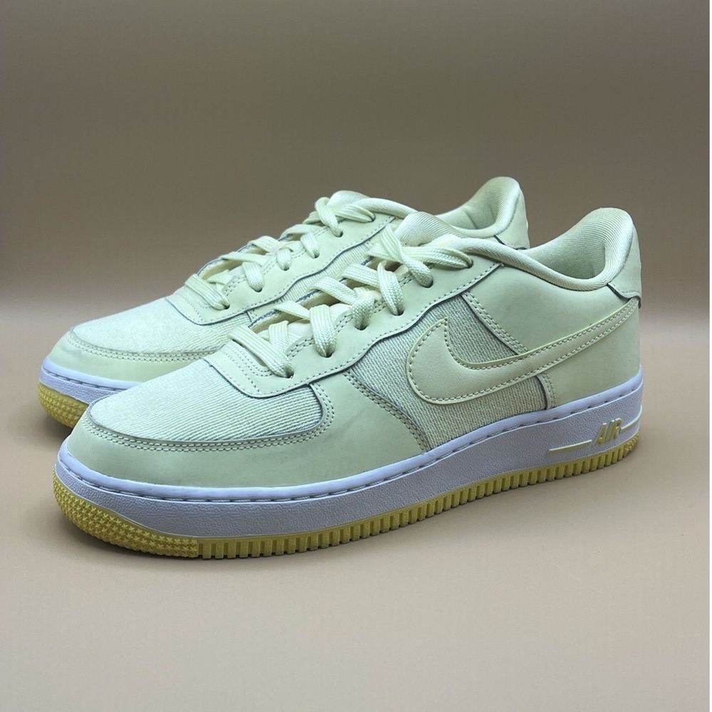 2018 Nike Air Force 1 Low LV8 Yellow Lime - Youth Size 7 Women's Size‎ 8.5 Used - Picture 2 of 8